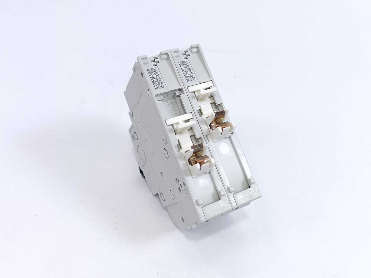 ABB 2CCS572001R0104 Miniature Circuit Breaker Batch 5 Pcs.