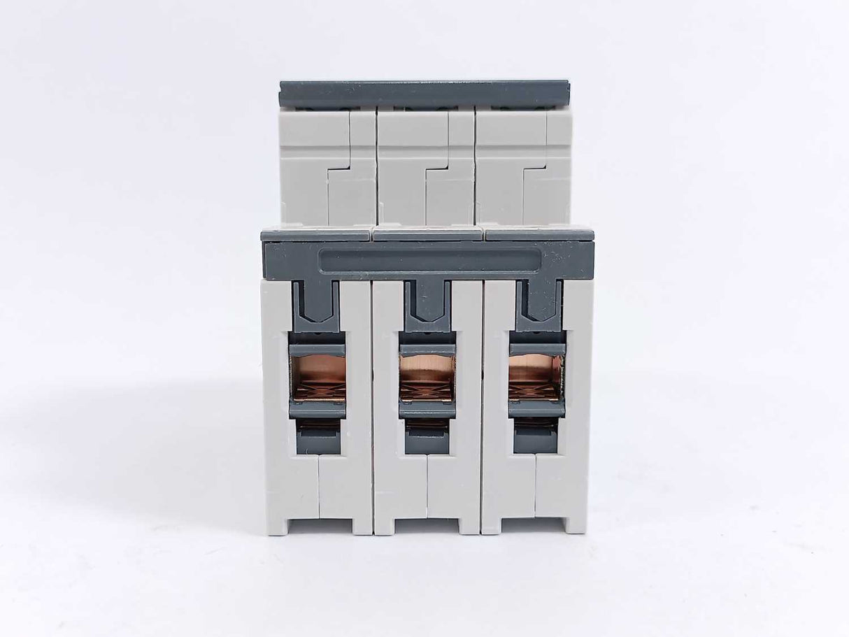 Siemens 5SY4332-7 Miniature circuit breaker C32 400V (204143444717)