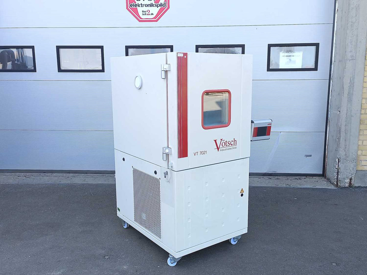 VOTSCH 56607726 VT 7021 Air-cooled Temperature Test Chamber Tested to -32°C