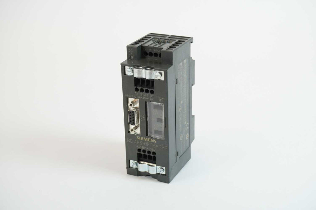 Siemens 6ES7 972-0AA01-0XA0 PROFIBUS Connector RS 485-Repeater