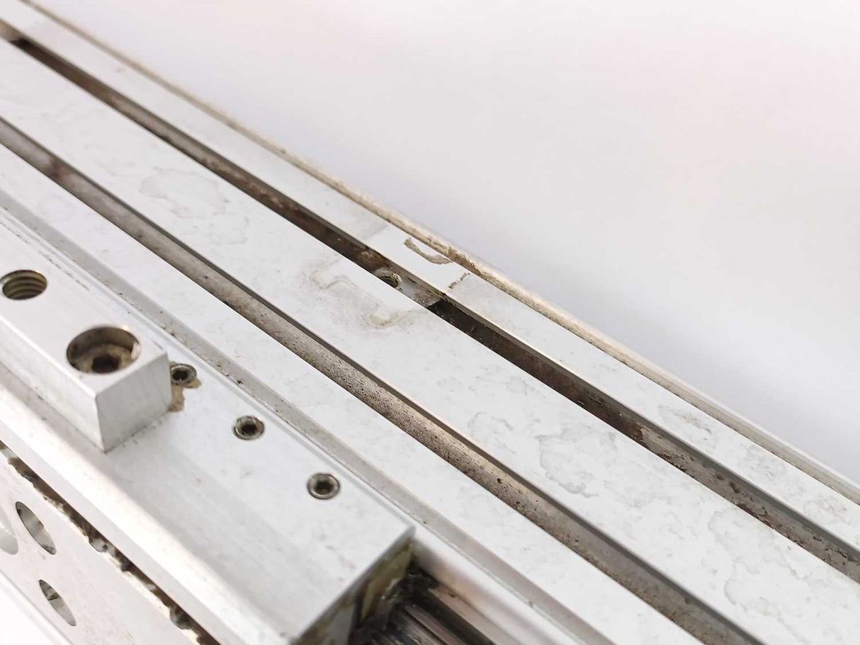 Festo 525264 DGPL-32-740-PPV-A-KF-B-D2-SA Linear Drive