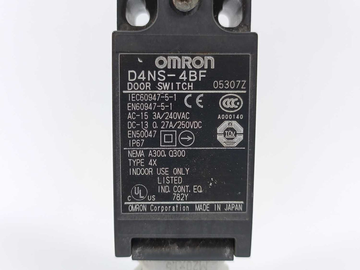 OMRON D4NS-4BF Door Switch