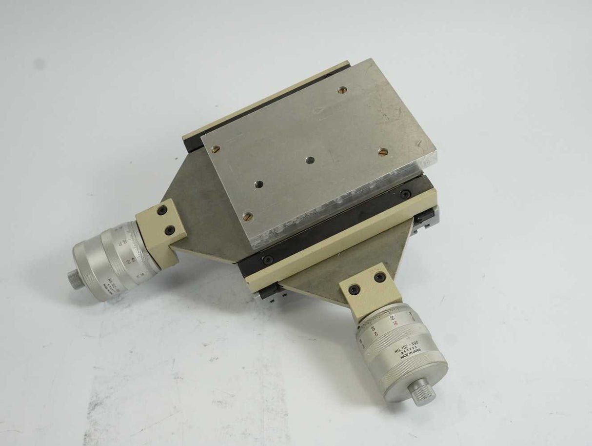 Mitutoyo 152-369 XY Precision Positioning Stage with Micrometer Heads