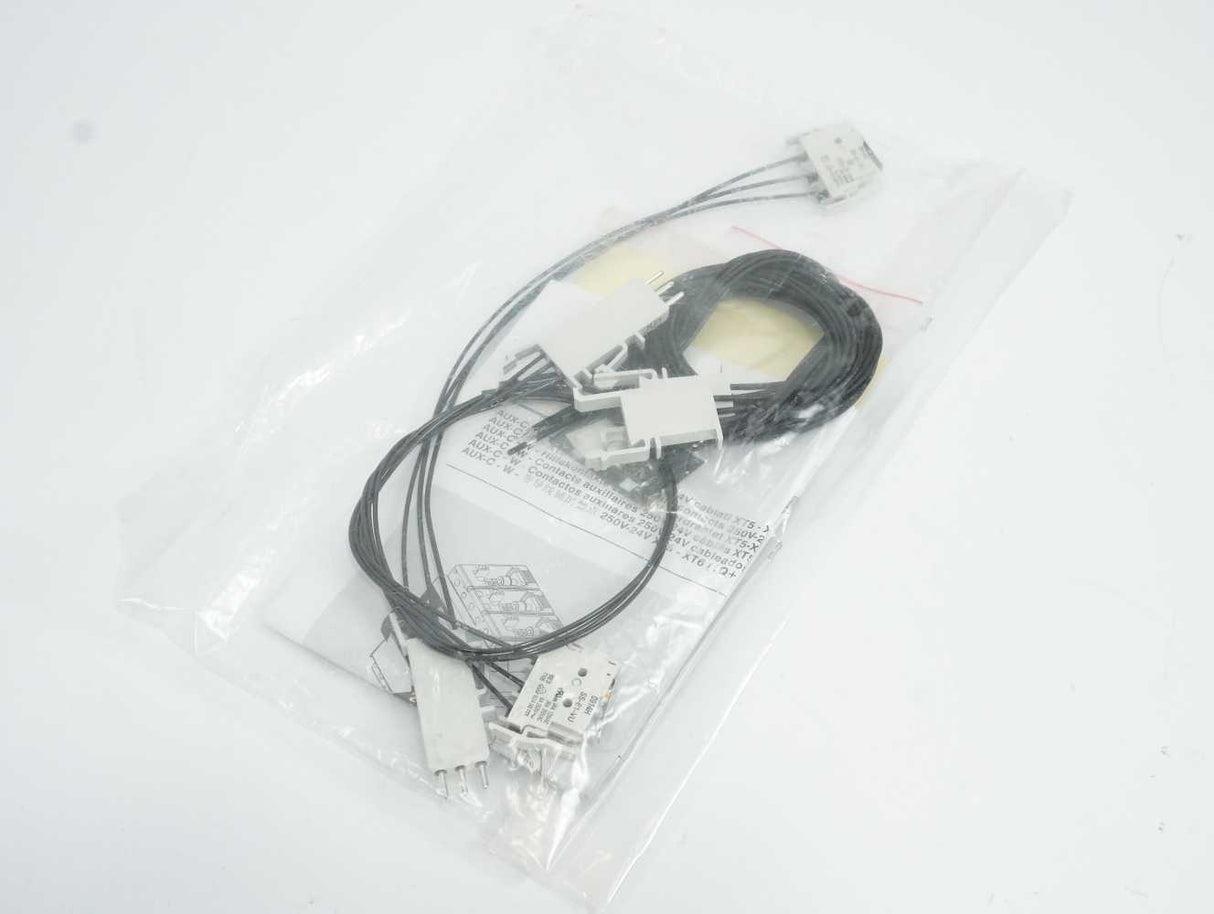 ABB 1SDA104789R1 Changeover Contact for XT5 Withdrawable Circuit Breaker