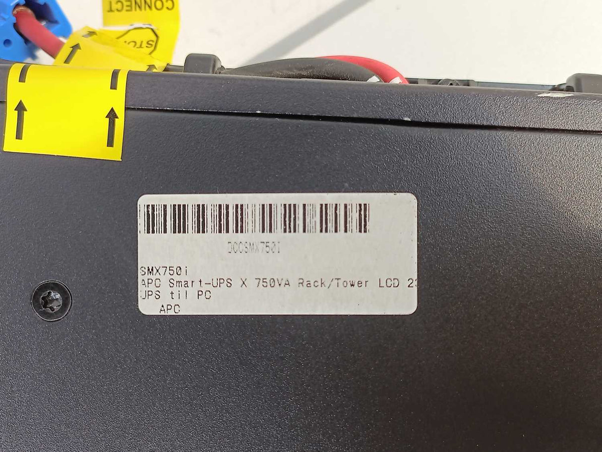 Schneider Electric SMX750I APC Smart-UPS X 750VA Rack/Tower LCD 230