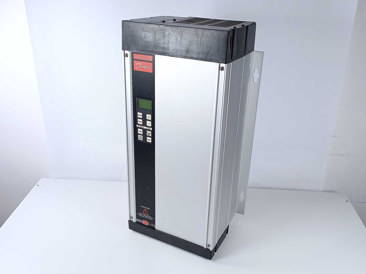 Danfoss 175H7240 VLT Type 3002 Variable Speed Drive 380-415V