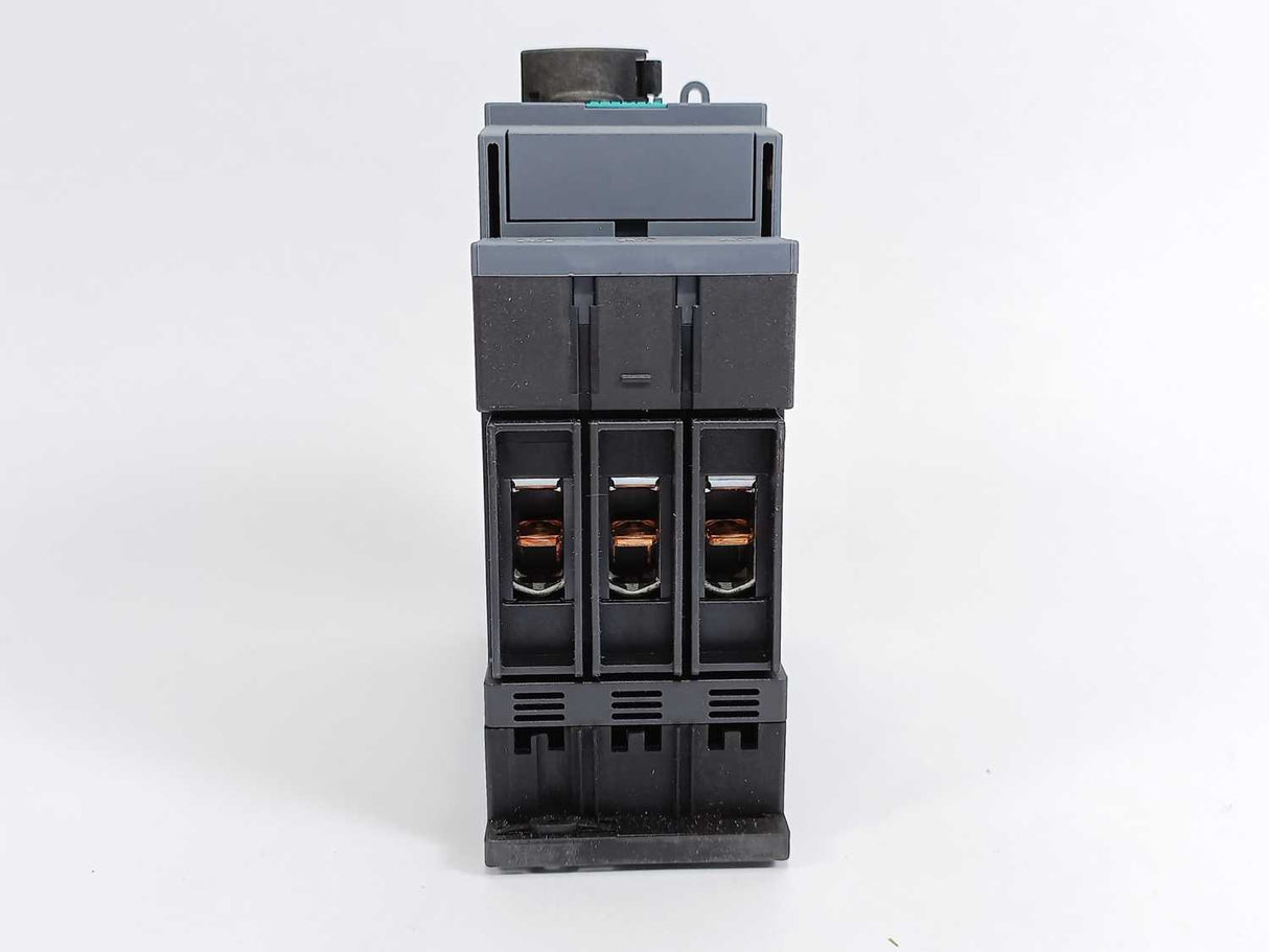 Siemens 3RV2031-4EA10 Circuit Breaker for Motor Protection. 22-32A