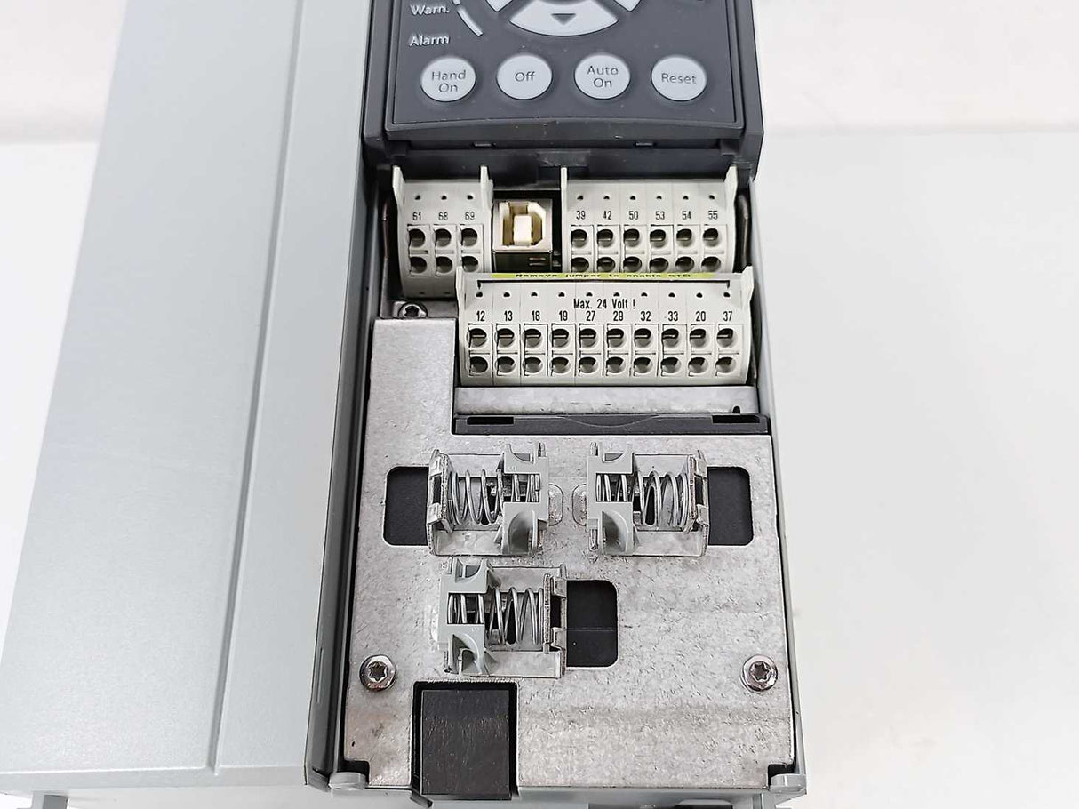 Danfoss FC-302P5K5T5E20H1XGCXXXSX 131B0131 Frequency Converter 5,5kW