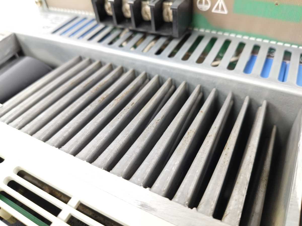 Mitsubishi FR-E540-5.5K-EC Inverter Drive 5.5kW w/ FR-E5NF-H7.5K Noise Filter