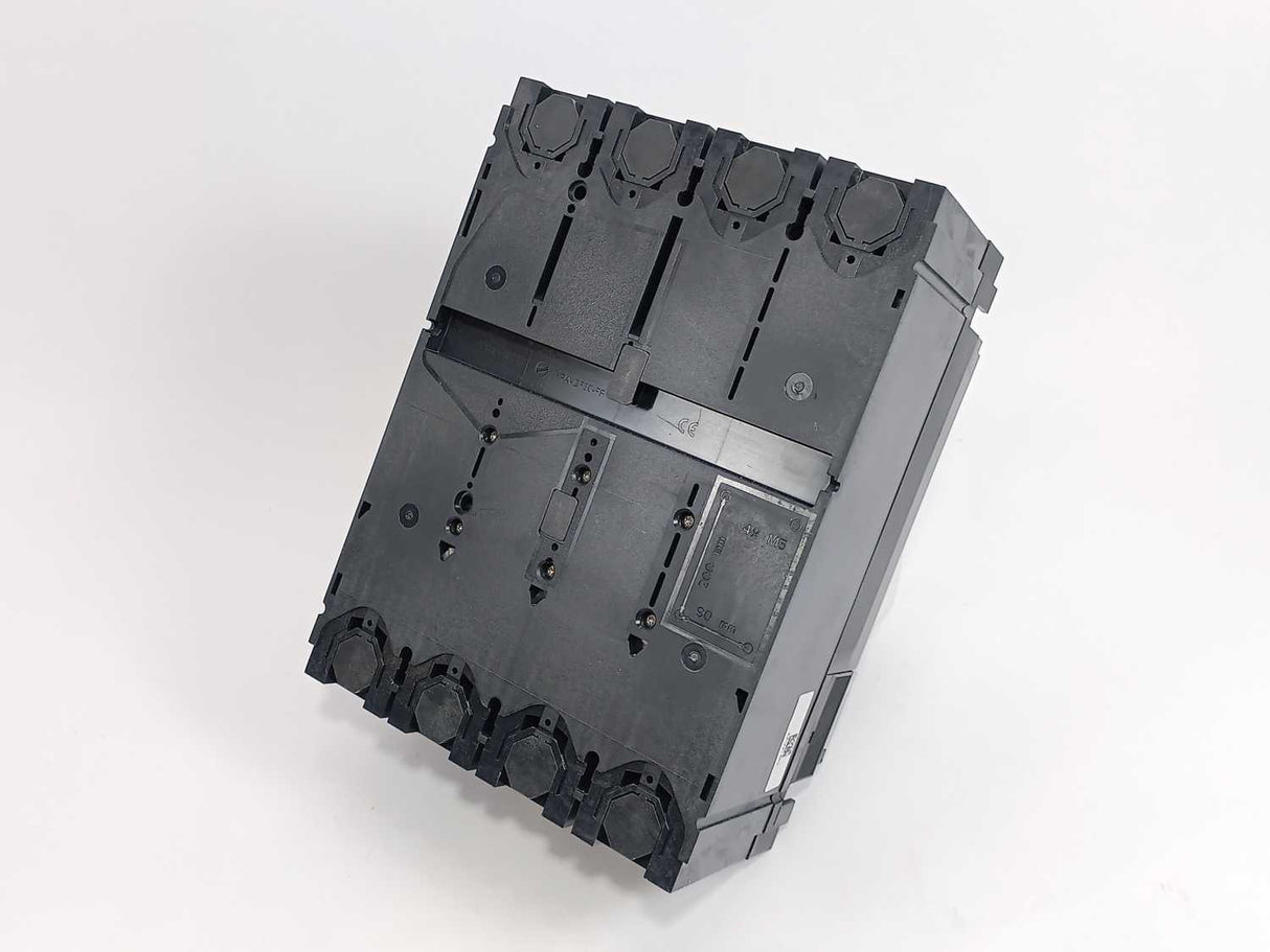 Schneider Electric LV432877 ComPact NSX630F Circuit Breaker