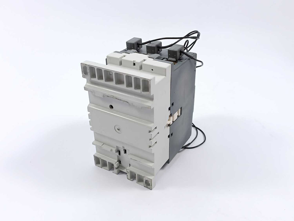 ABB 1SFL457024R7000 UAF110RA 3-pole Contactors ,20-60V Coil