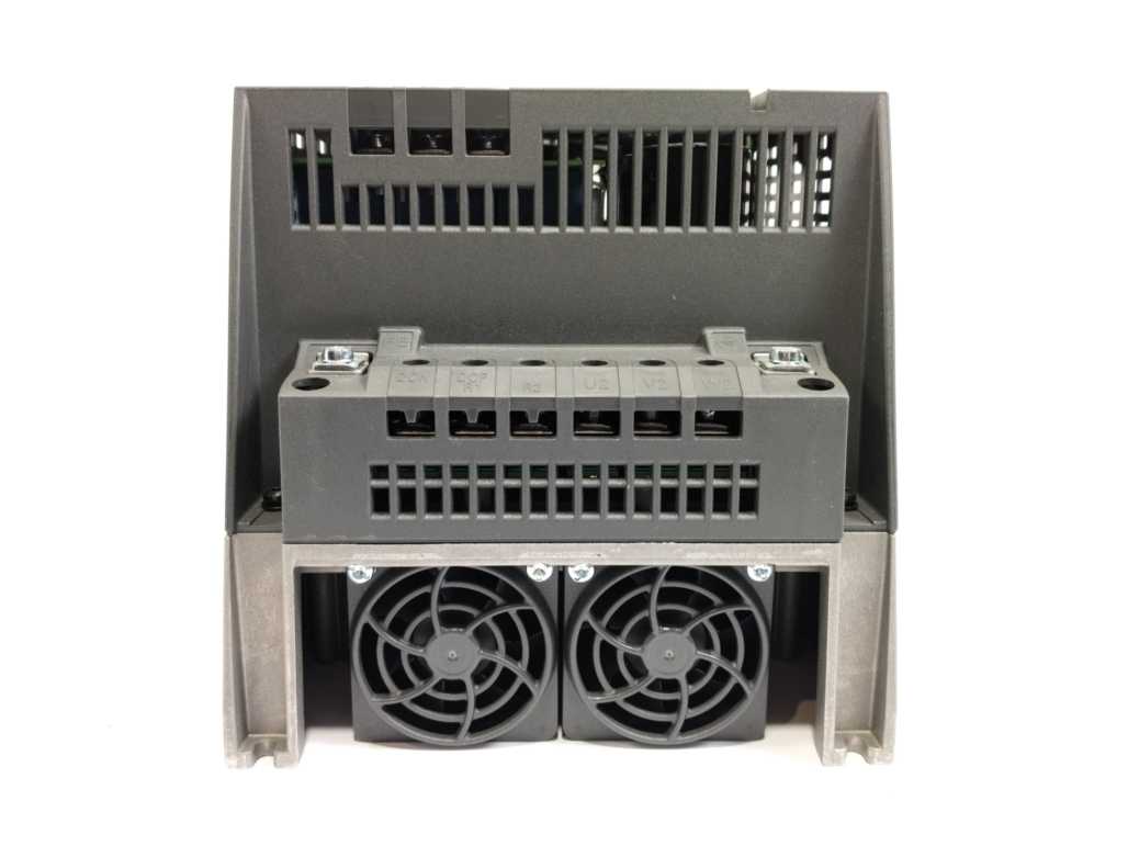 Siemens 6SL3210-1SE21-8AA0 Sinamics Converter Power Module
