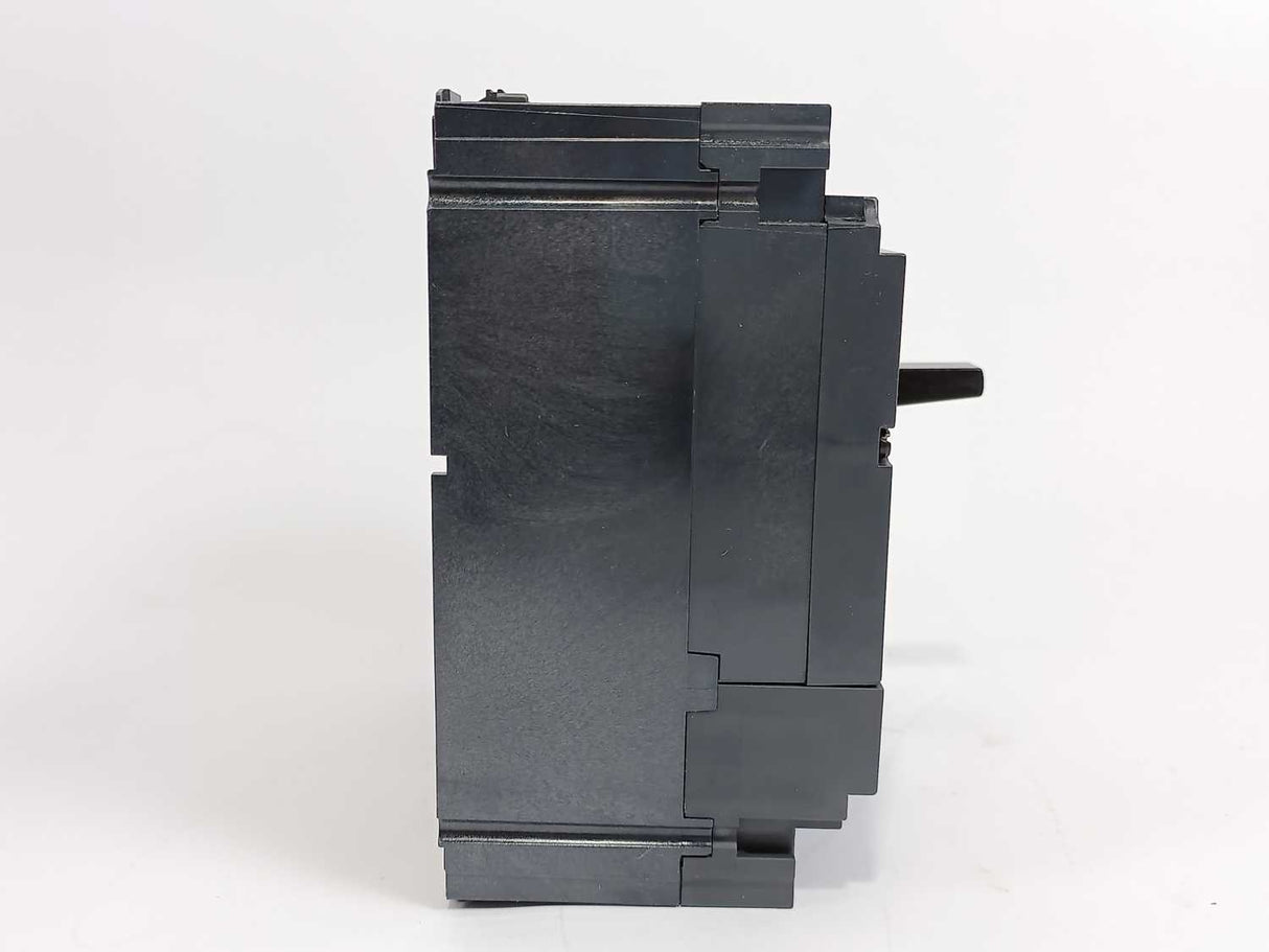 Schneider Electric LV429866 Compact NSX100N Circuit Breaker