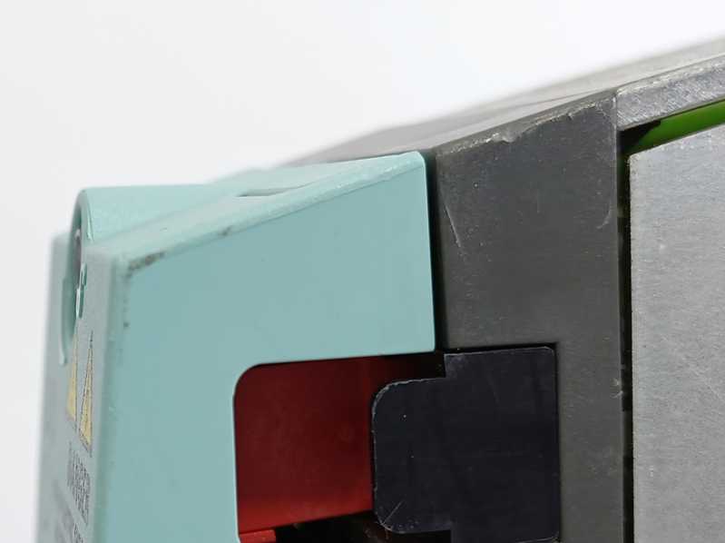 Siemens 6SL3100-1AE31-0AB1 SINANICS Breaking Module