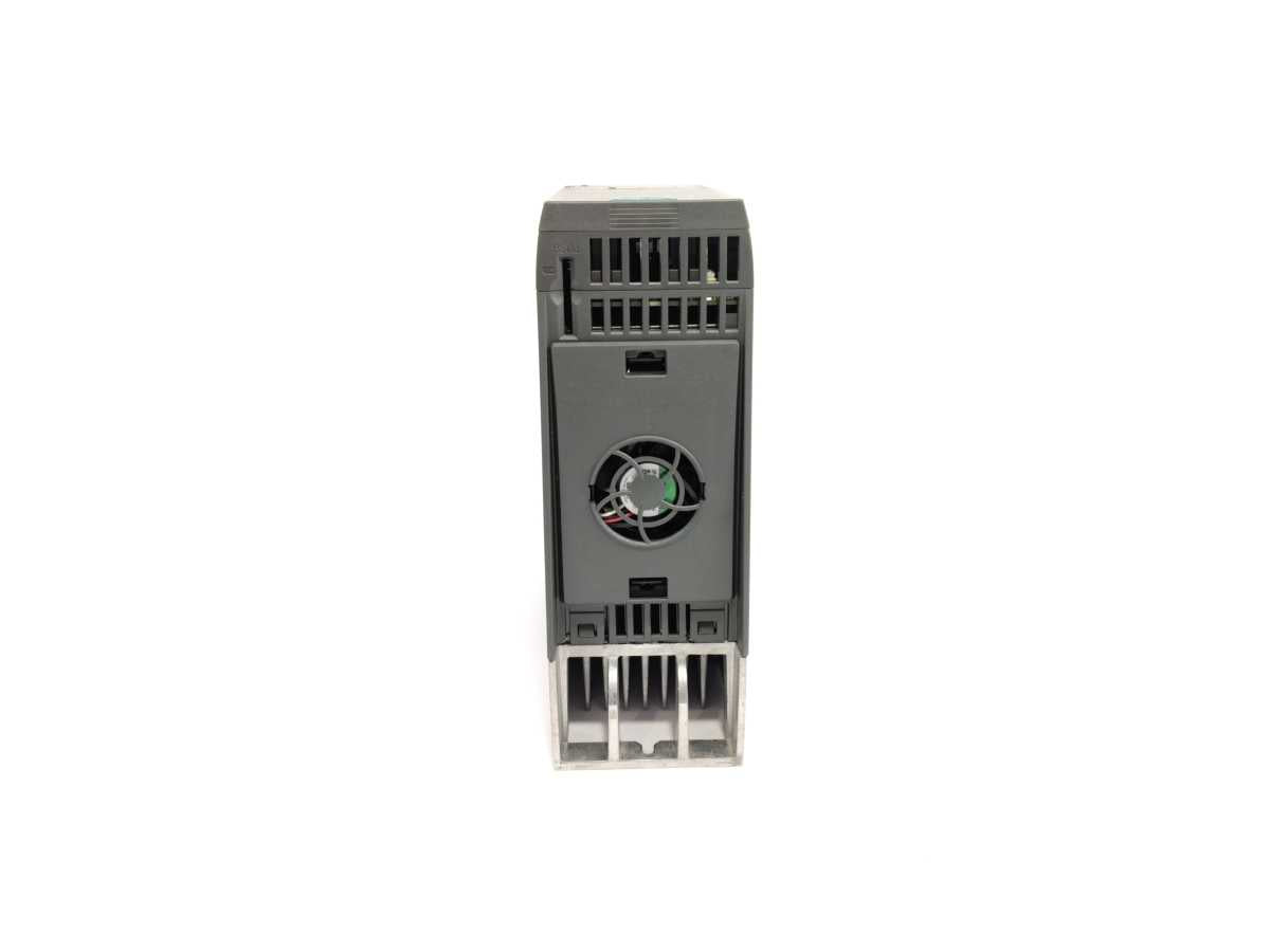 Siemens 6SL3210-1KE18-8AF1 SINAMICS G120C 4 kW Frequency Converter