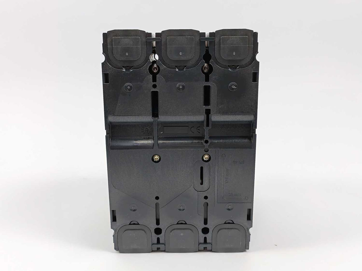 Schneider Electric C10F3TM032 NSX100F 36kA/415VAC Circuit Breaker
