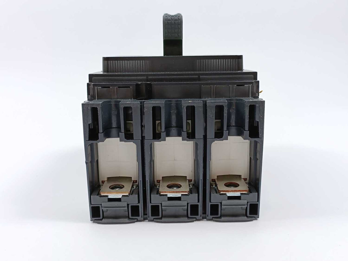 Schneider Electric C10F3TM032 NSX100F 36kA/415VAC Circuit Breaker