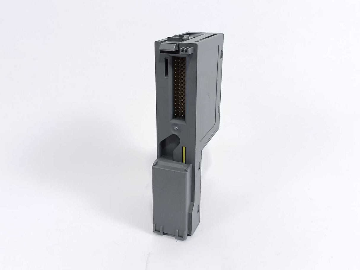 ABB 1SAP372800R0001 CM588-CN-XC CANopen Slave Communication Module