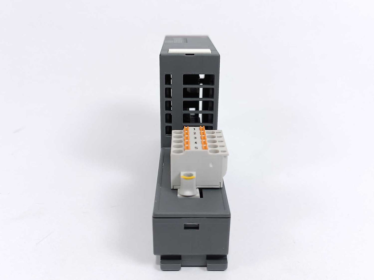 ABB 1SAP372800R0001 CM588-CN-XC CANopen Slave Communication Module