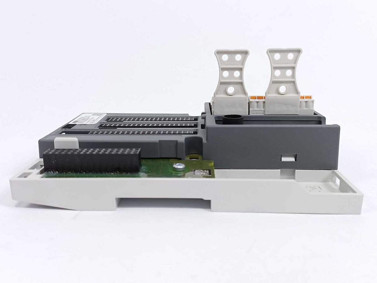 ABB 1SAP311100R0270 TB511-ETH-XC CPU Terminal Base