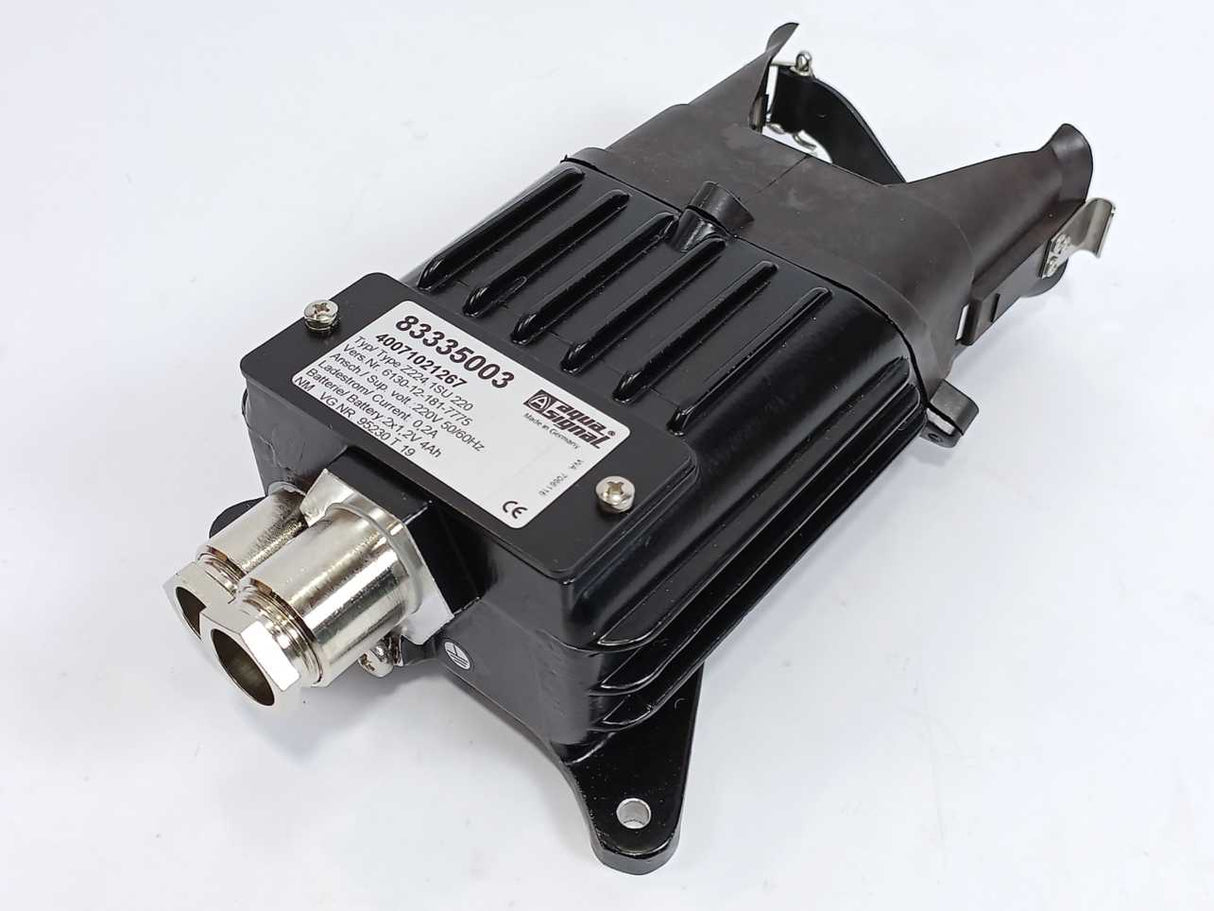 Aqua Signal 3335010000 Emergency Hand-Lamp H217.1 w/ Charger Z224.1SU 220V AC