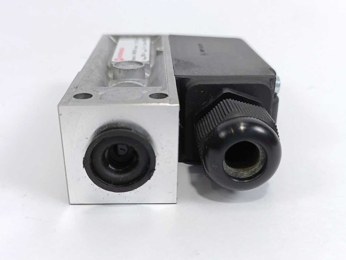 NORGREN 0821051 Hydraulic Pressure Switch 5-70bar, Umax 250V, Imax 5A