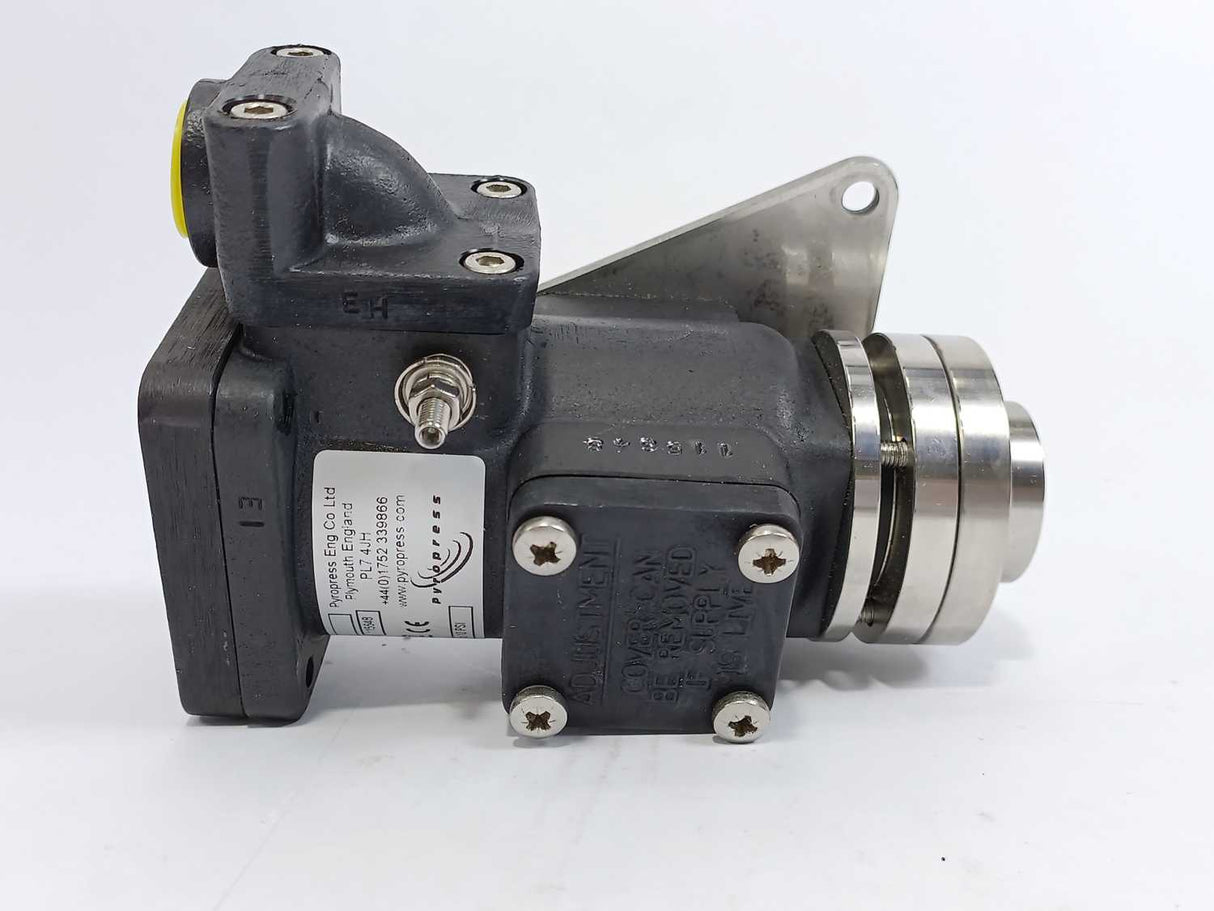 Pyropress PF261A1B/7R10F12P/32S1DB Titan Flameproof Pressure Switch w/ Extras