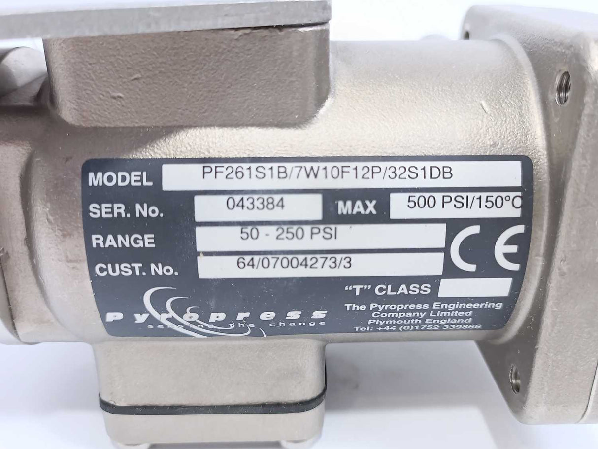 Pyropress PF261S1B/7W10F12P/32S1DB Titan Pressure Switch. Range 50-250PSI