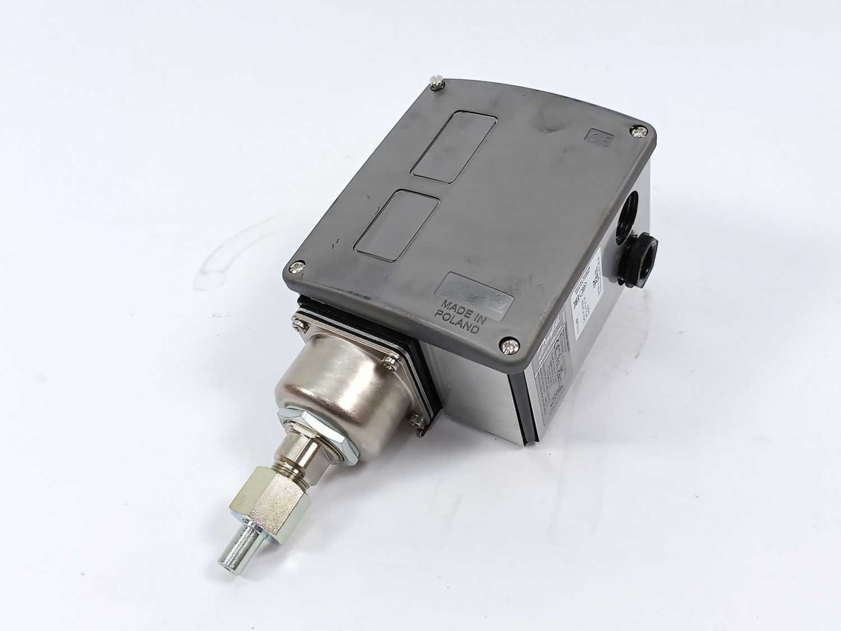 Danfoss 017-513466 Pressure switch 10/28bar