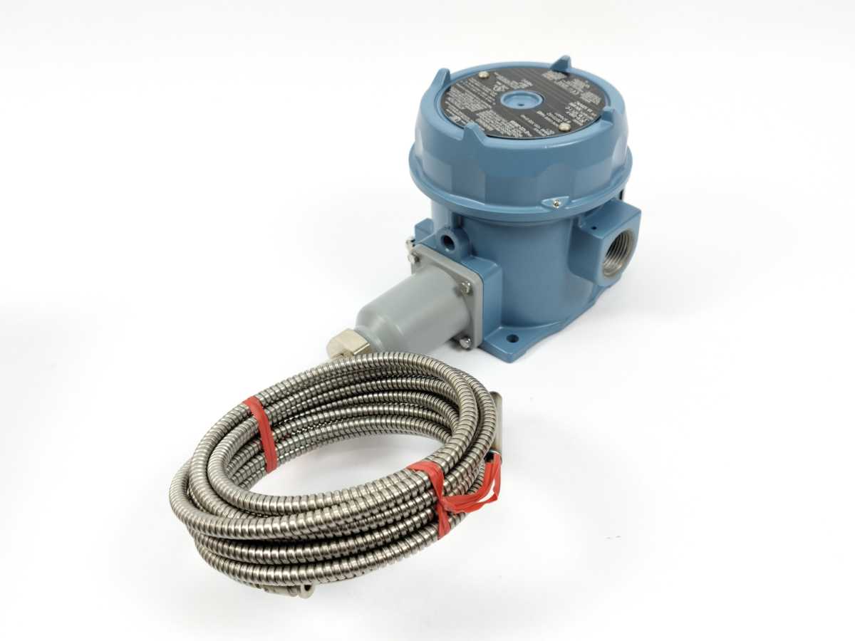 UE United Electric E122-2BSB Explosion-proof Temperature Switch