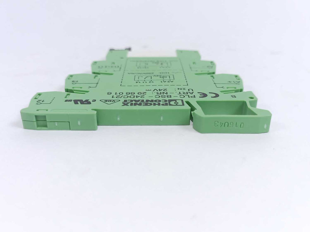 Phoenix Contact 2966016 Relay Socket w/ 2961105 6 Pcs.