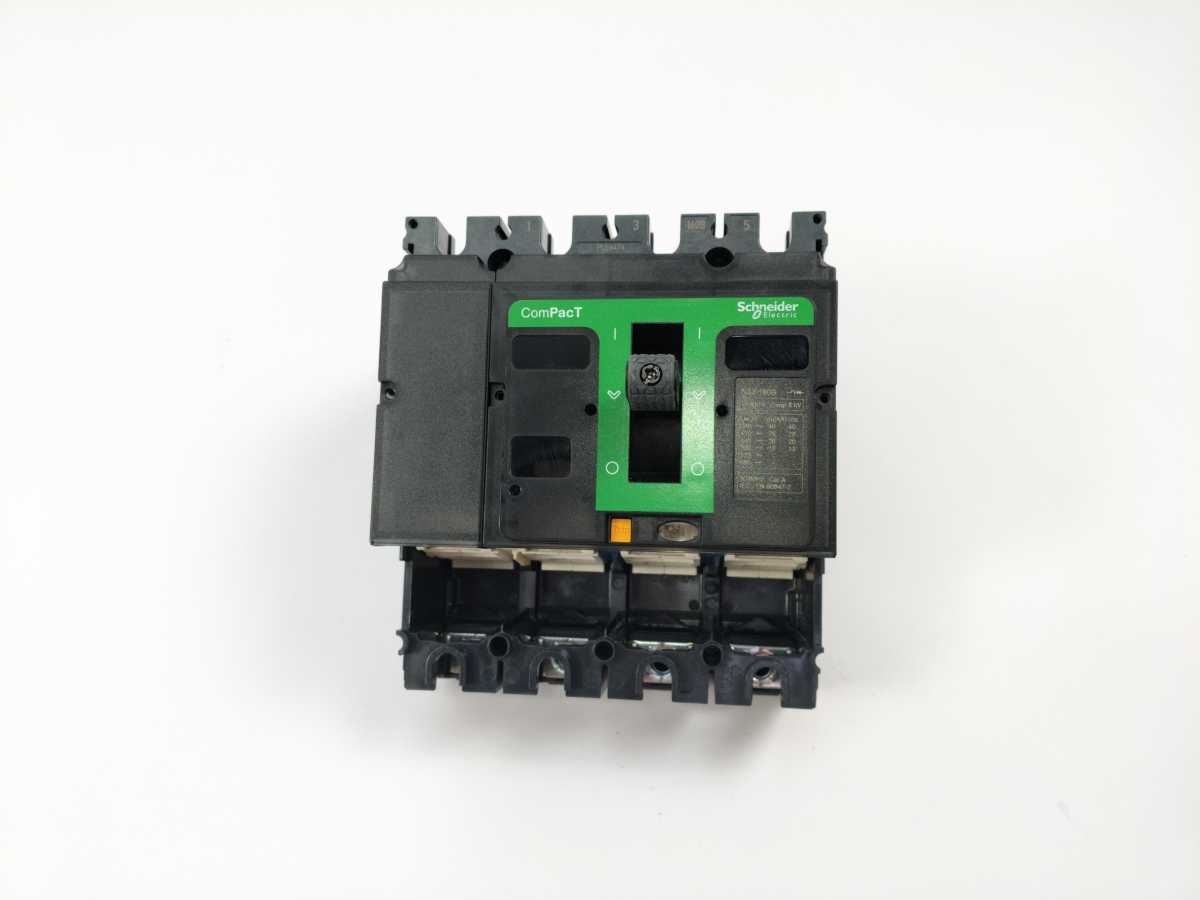 Schneider Electric NSX160B Circuit Breaker Compact 160A 3Poles 3d