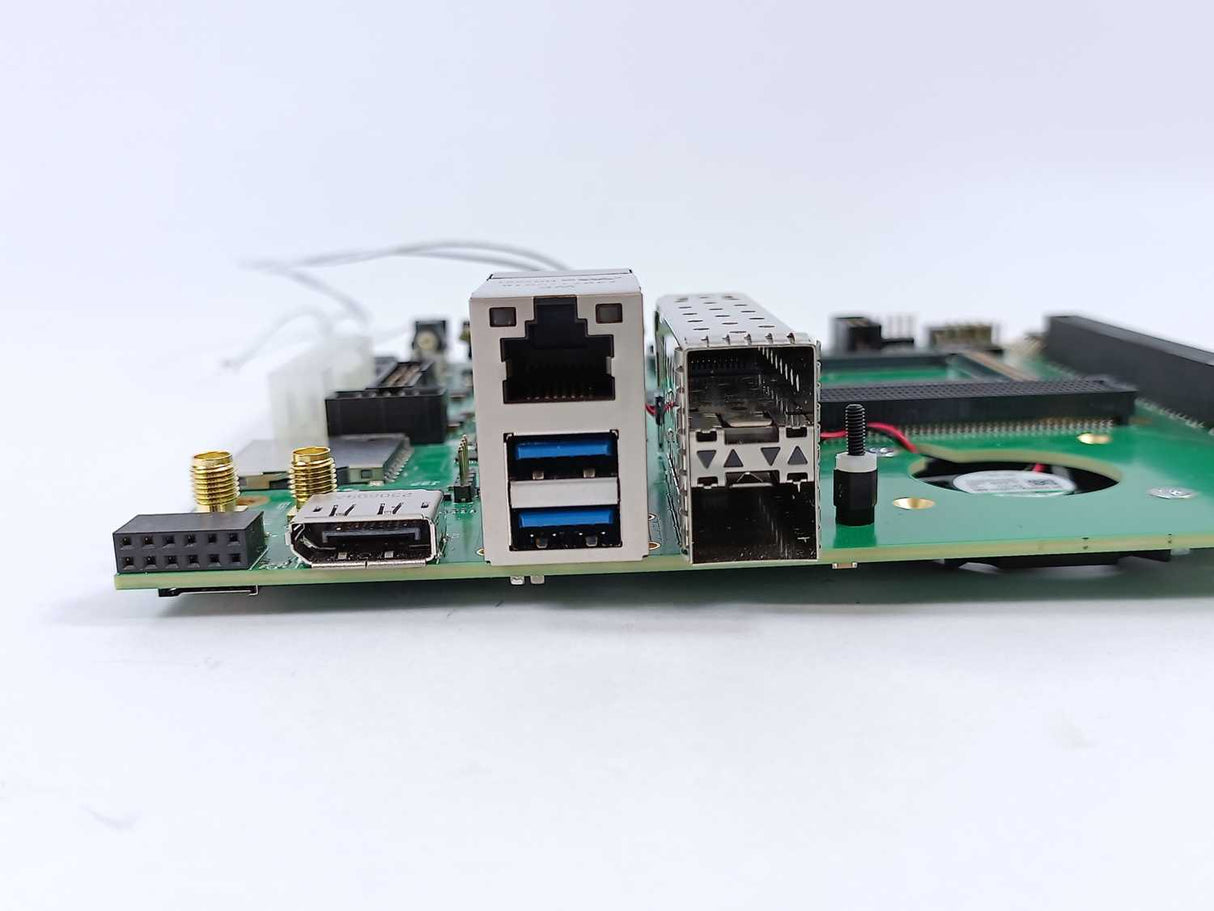 Trenz Electronic 287-TEBF0818-02A UltraITX+ Basisboard for TE081X UltraSOM+