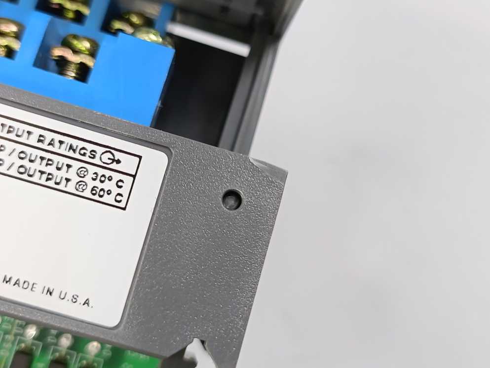 AB 1746-0B16 Ser. D SLC 500 Output Module