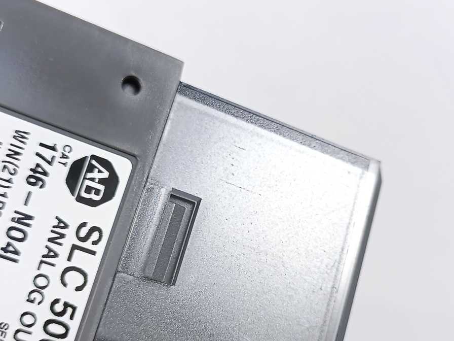 AB 1746-N04I Ser. A Analog Output Module