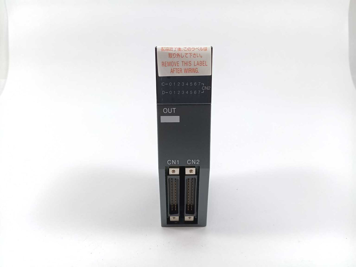 Idec PF3S-T32S Output Module