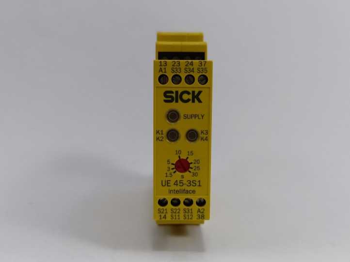 SICK UE45-3S1 UE 45-3S1 Intelliface Safety Relay