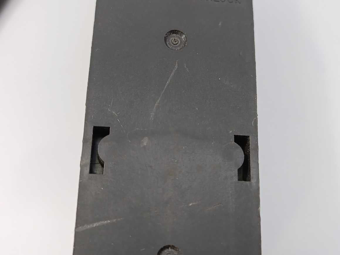 Idec HS5E-D4 Safety Door Switch