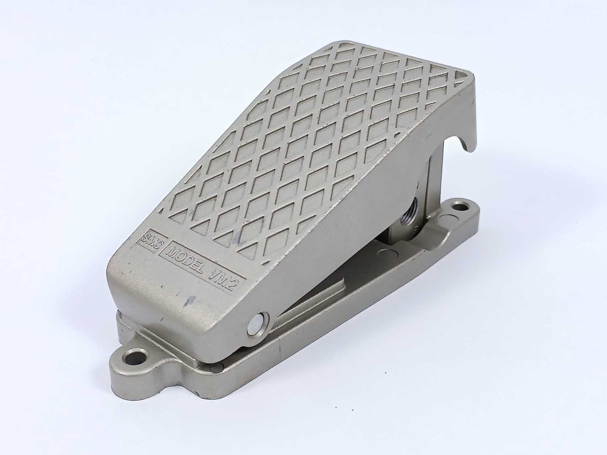 SMC VM230-02-40A Foot Pedal Valve Model VM2