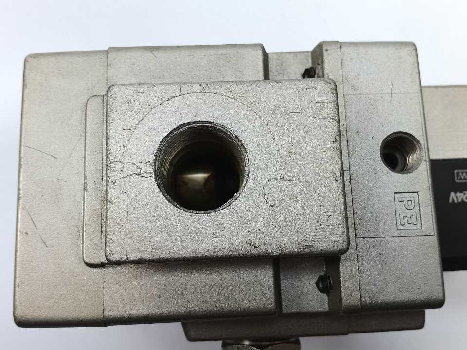 SMC VG342-5DZ-04FA-Q Solenoid Valve