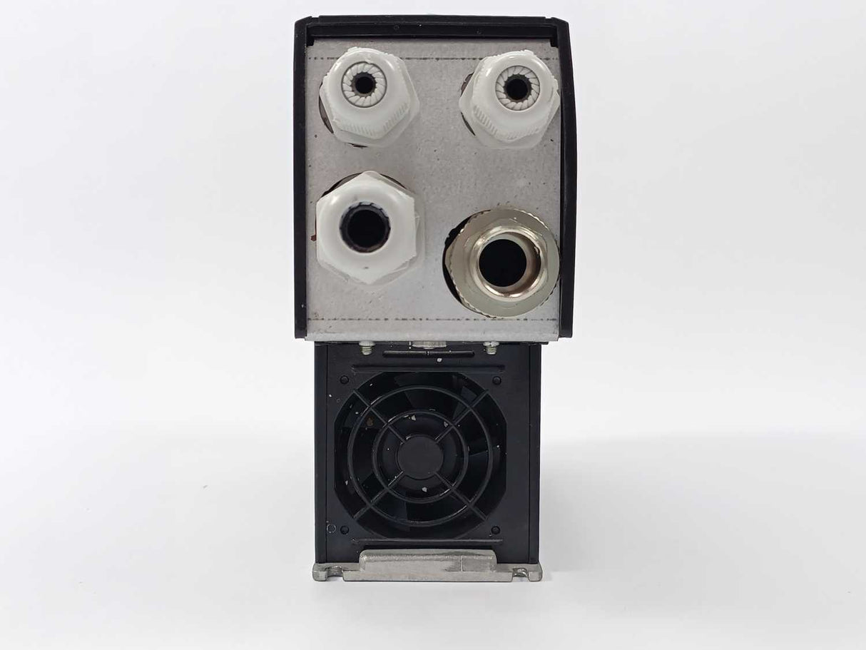 Danfoss VLT2811PT4B20SBR1DBF00A00C0 195N1028 VLT 2800 Series 1.1kW / 1.5HP Drive