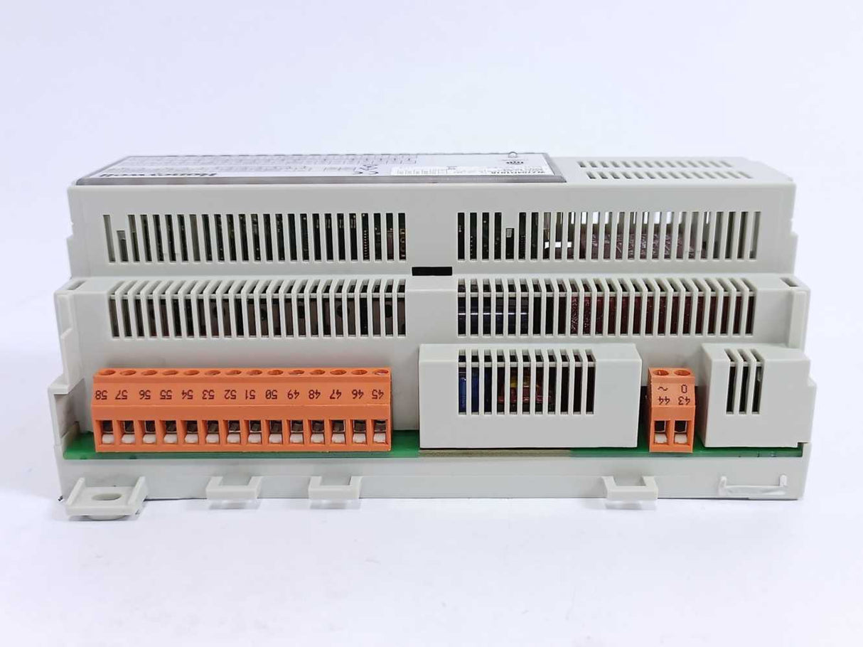 Honeywell W7704D1016 Excel 12 Multifunctional Controller