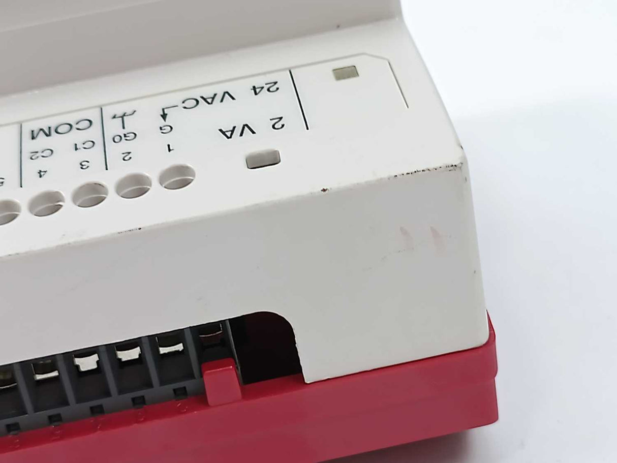 t.a.c/Schneider electric 0-073-0101-2 TAC Xenta 401. Inputs and Outputs Module