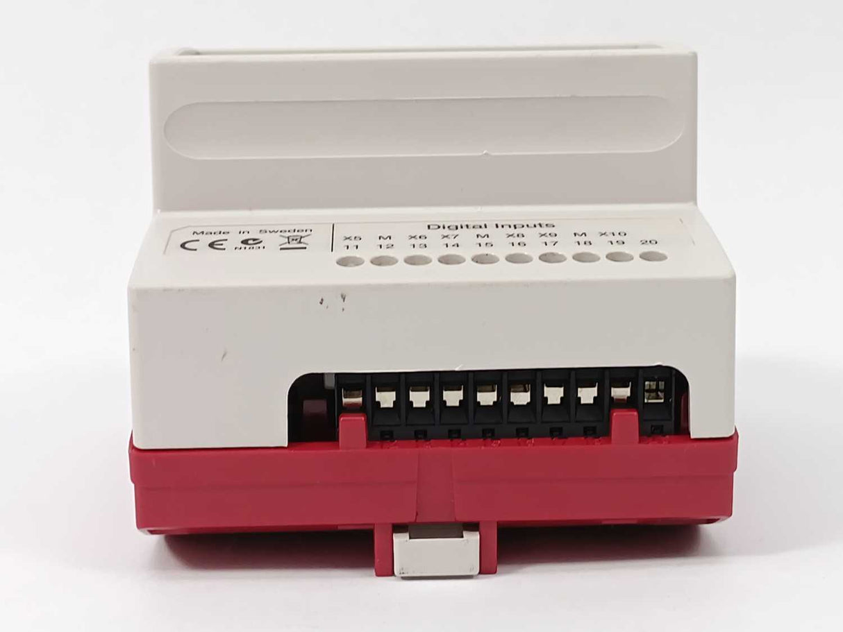 t.a.c/Schneider electric 0-073-0201-1 TAC Xenta 411 Inputs and Outputs Module