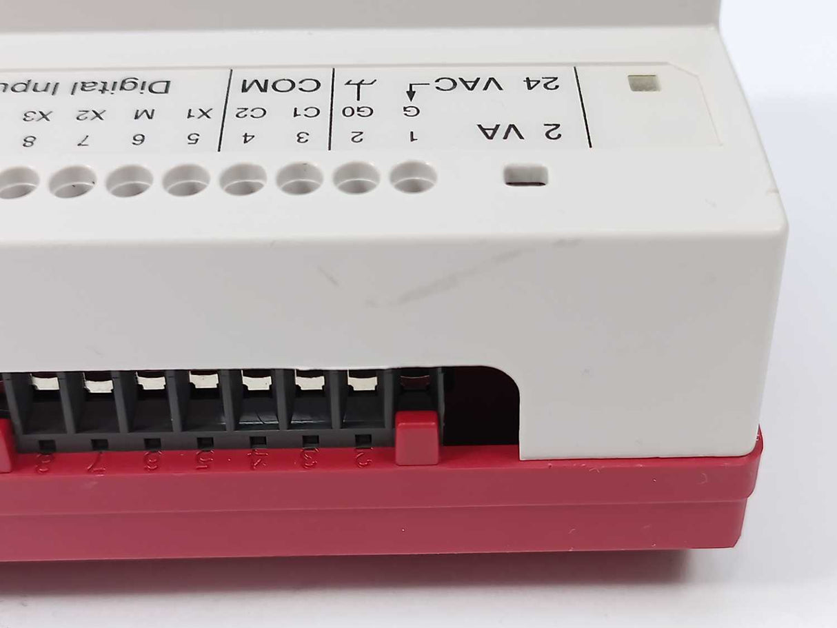 t.a.c/Schneider electric 0-073-0201-1 TAC Xenta 411 Inputs and Outputs Module