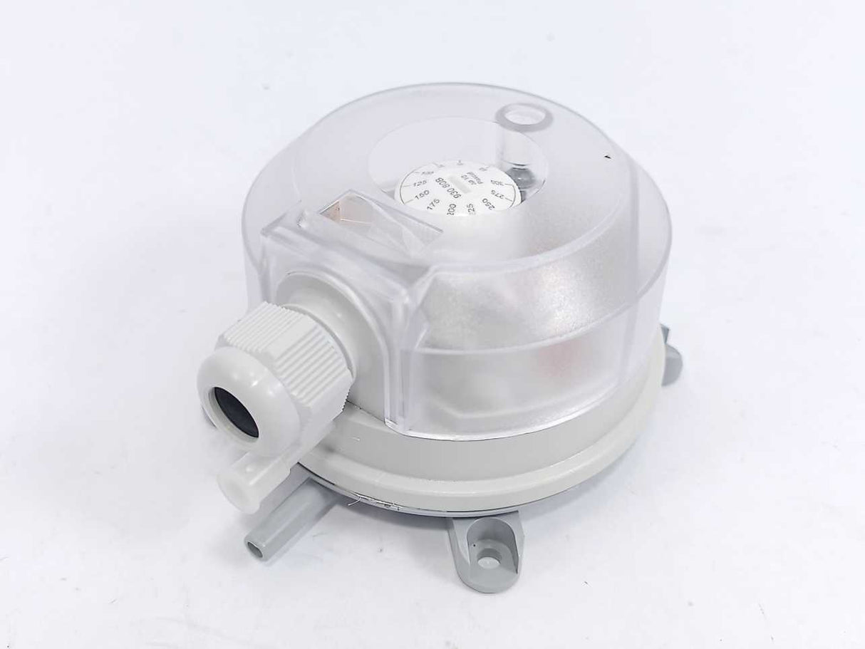 Beck Sensortechnik GmbH 133552-207 Differential Pressure Switch 930.80B Climair
