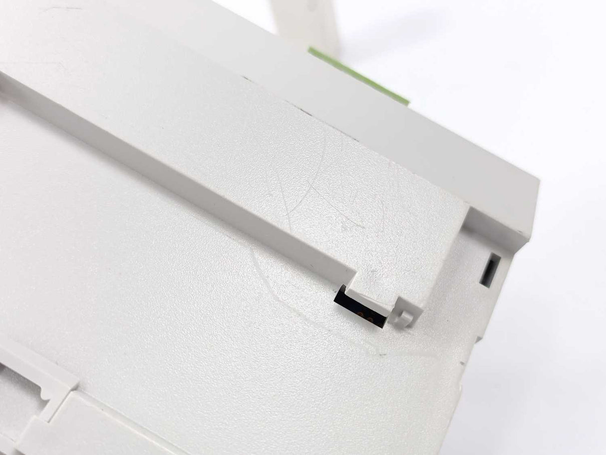 iSMA CONTROLLI iSMA-B-FCU-LL Programmable Fan-Coil Unit Controller