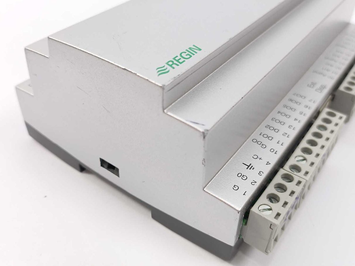 REGIN E28-S-LON Corrigo Controller