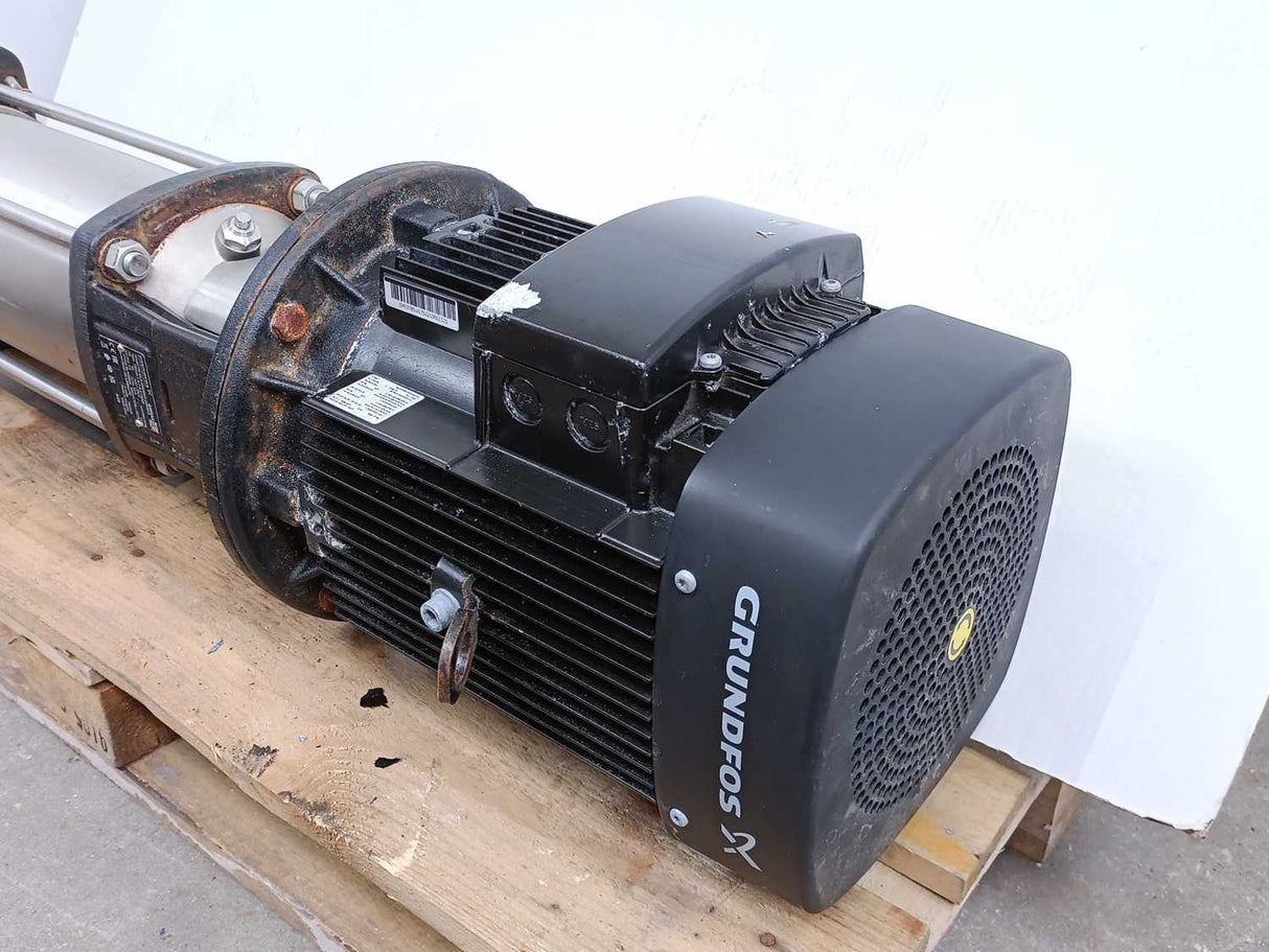 GRUNDFOS 85U17522 MG Series Vertical Multistage Centrifugal Pump