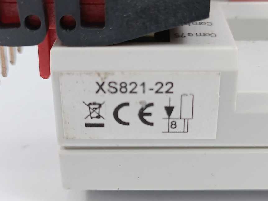 Honeywell XFL821A Analog Input Module With base XS821-22
